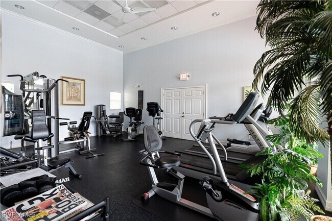 Building Photo - 15449 Bellamar Cir