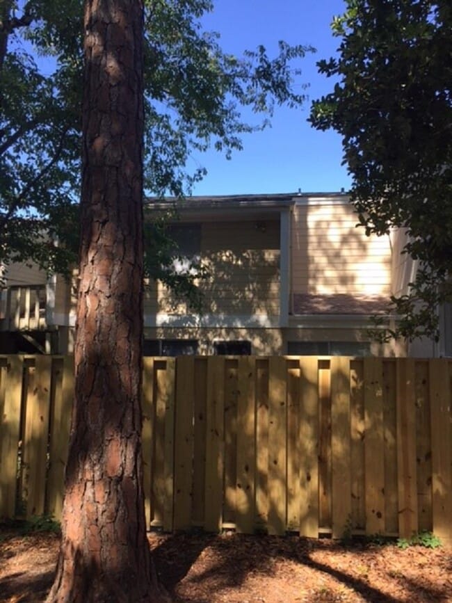 Building Photo - 2869 Blairstone Ct