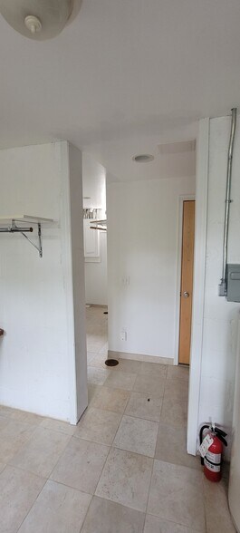 Building Photo - 19101 Delton Ave