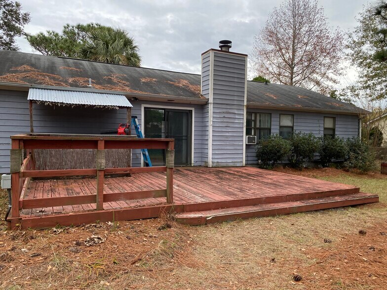 Building Photo - 925 Hunting Ridge Rd