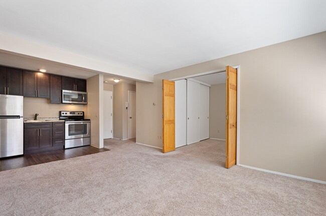 Interior Photo - Charlemagne
