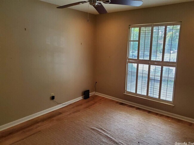 Building Photo - 1201 N Pierce St