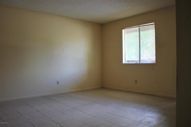 Building Photo - 5147 Westchase Ct
