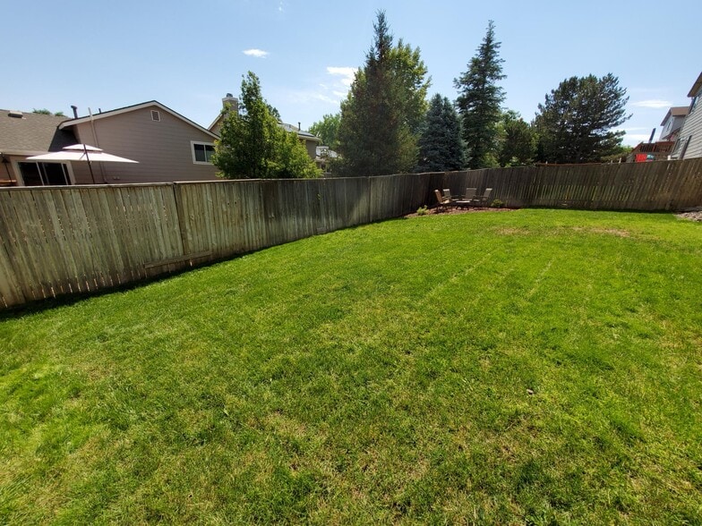 Good backyard size. - 513 Southpark Rd