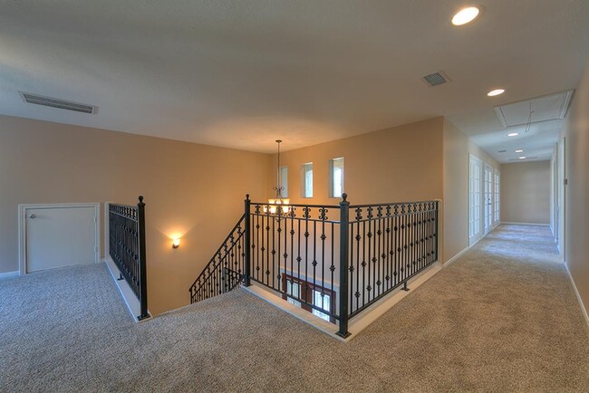 Building Photo - 2110 McCaleb Rd