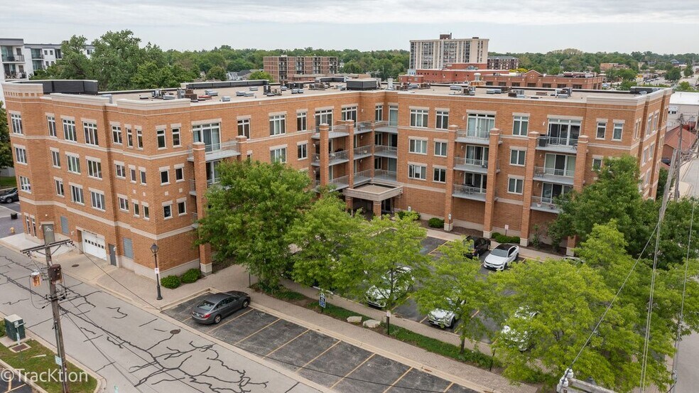 Building Photo - 1 S Lincoln Ave