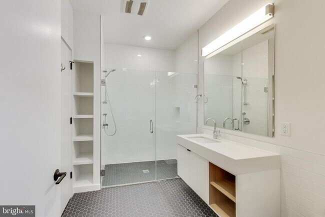 Building Photo - 57 N St NW