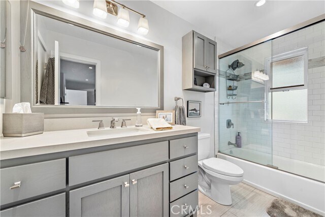 Building Photo - 31561 Table Rock Dr