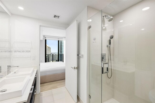 Building Photo - 45 SW 9th St