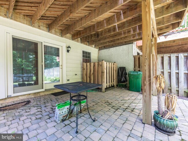 Building Photo - 9419 Steeple Ct