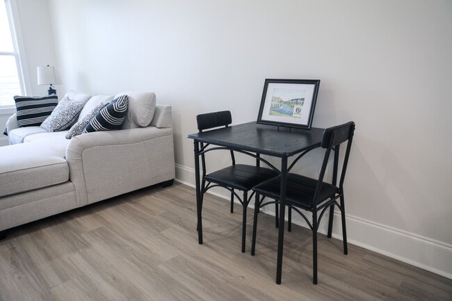 Building Photo - Brand New Single Story Furnished Townhome!