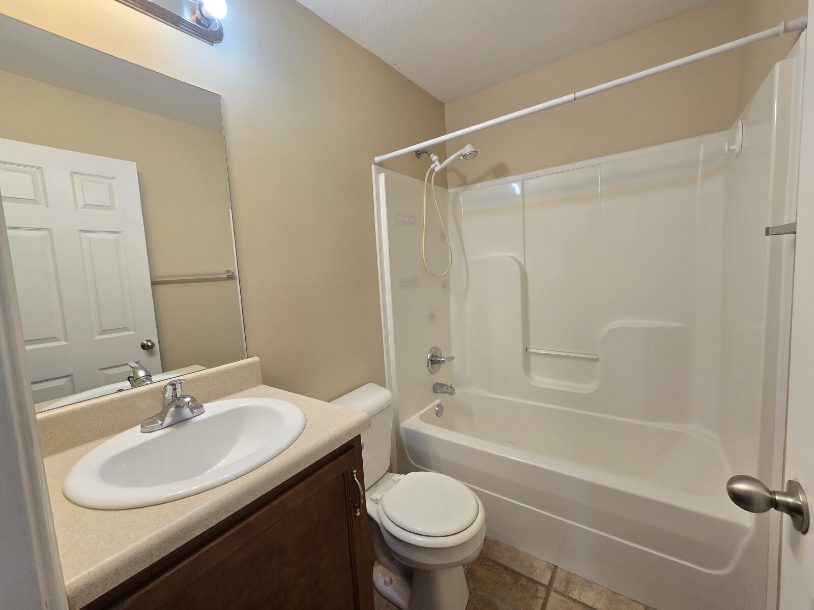 Building Photo - 5D BLACKJACK WAY, CLARKSVILLE, TN 37040