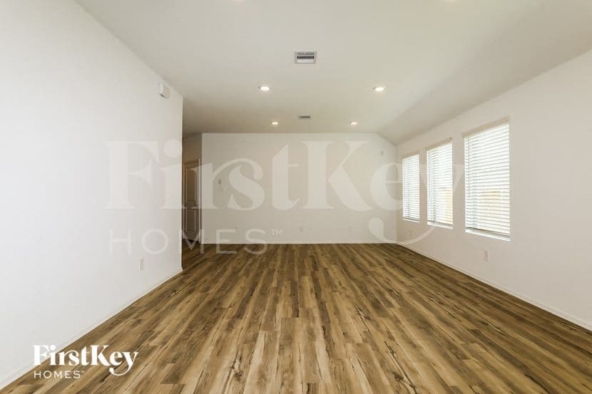 Building Photo - 18467 Cobalt Cove Ln