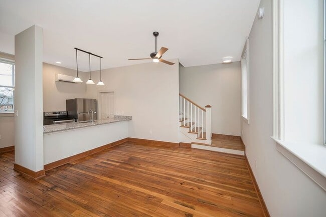 Building Photo - 1201 Princess Anne St