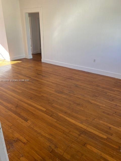 Primary Photo - 150 S Shore Dr