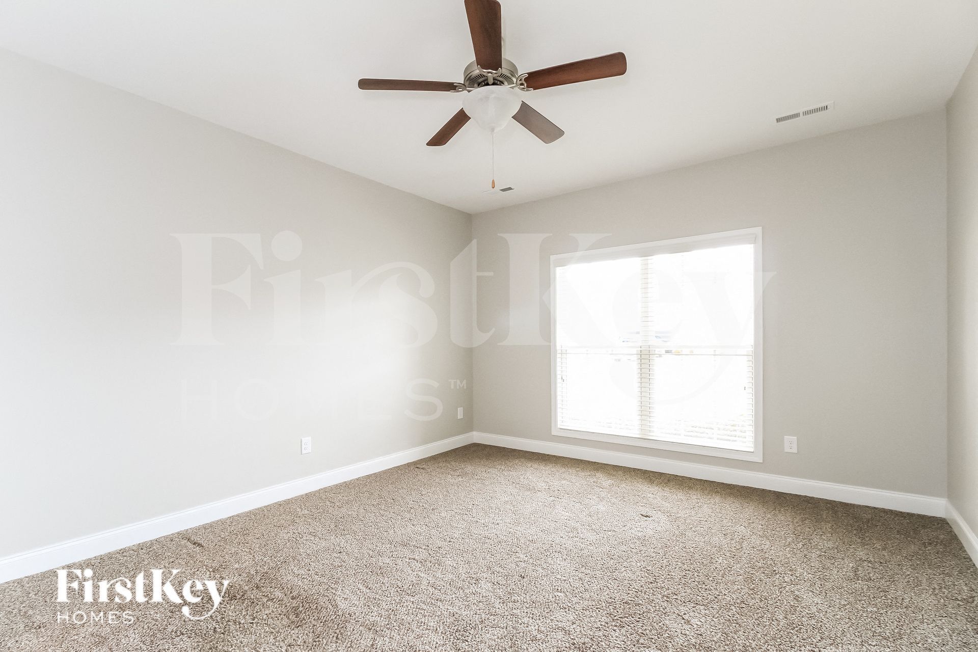 Building Photo - 746 Breeders Cup Dr