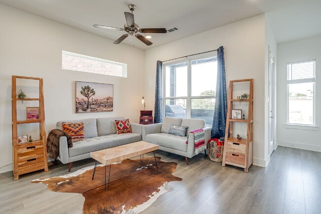 Building Photo - Newly Constructed Townhome Just Steps Off ...