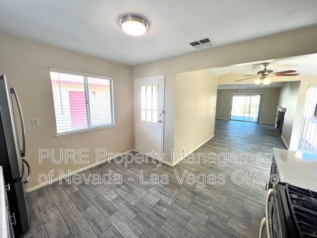 Building Photo - 5614 Reuben St