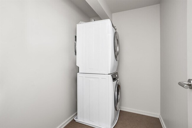 Building Photo - 888 Massachusetts Ave