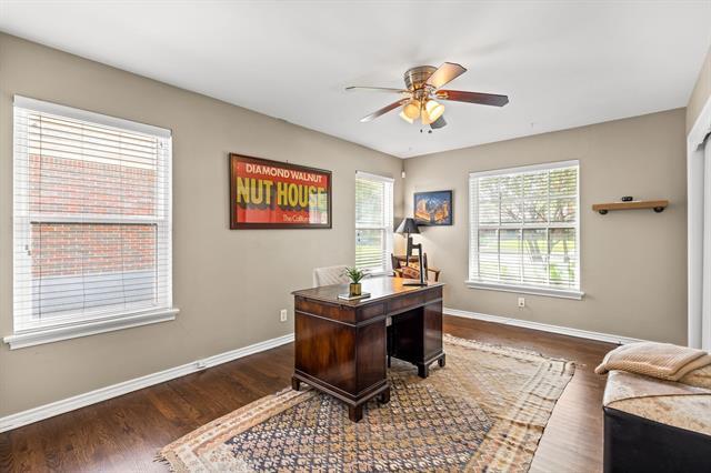 Building Photo - 6211 Marquita Ave