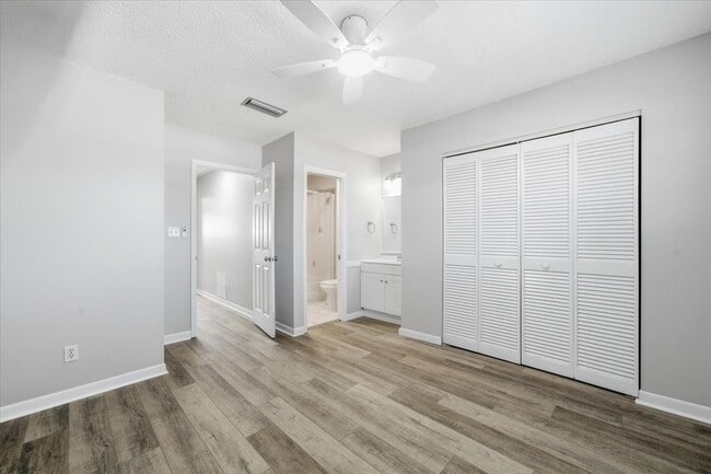 Building Photo - 2810 62nd Ave N