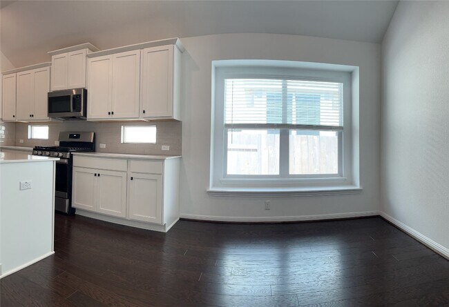 Building Photo - 521 Panzano Dr