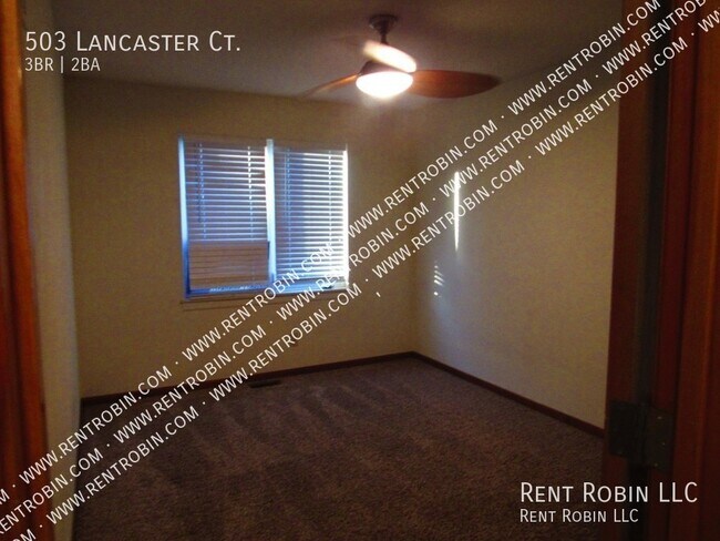 Building Photo - 503 Lancaster Ct