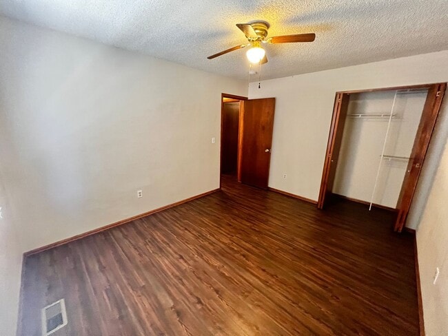 Building Photo - Spacious 4 Bed, 3 Bath Ranch in South Fort Collins