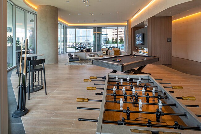 Building Photo - 2-Bedroom Haven: Luxury Living, Modern Con...