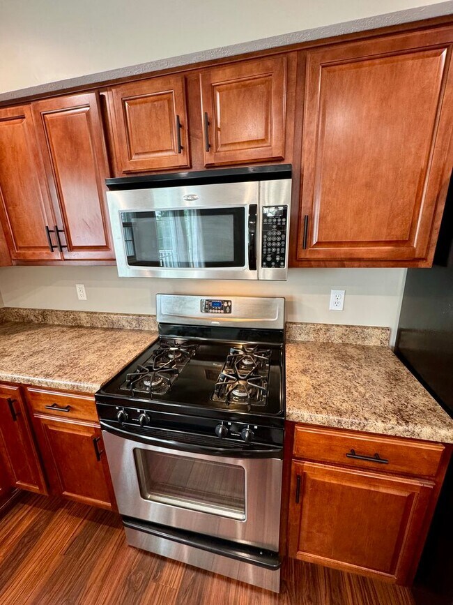 Building Photo - 307 Marshall Heights Dr