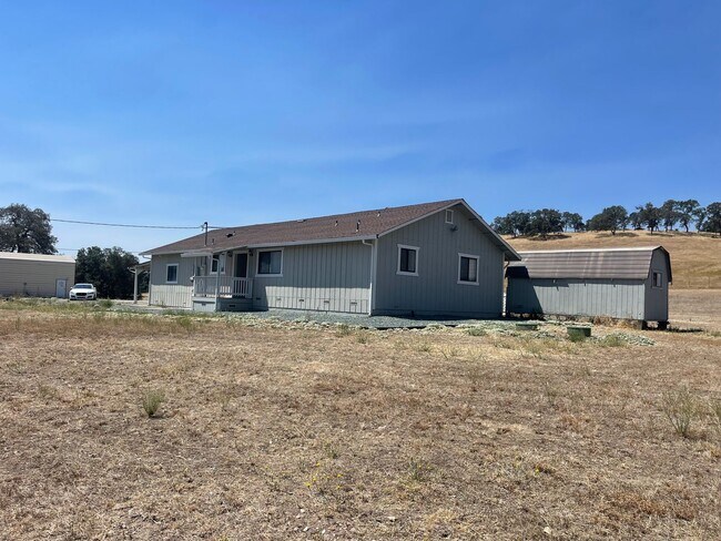 Building Photo - 7846 Jenny Lind Rd