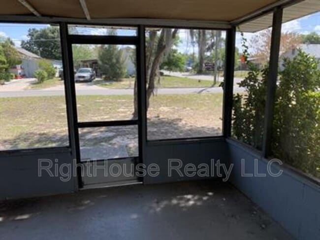 Building Photo - 1220 Morin St