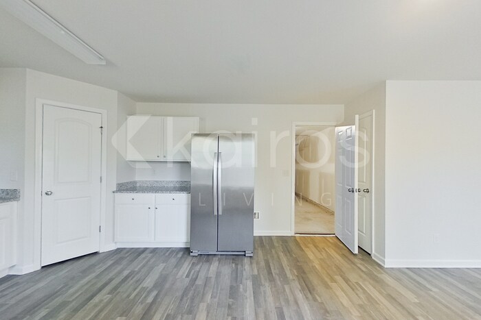 Building Photo - 234 Fox Chase Wy