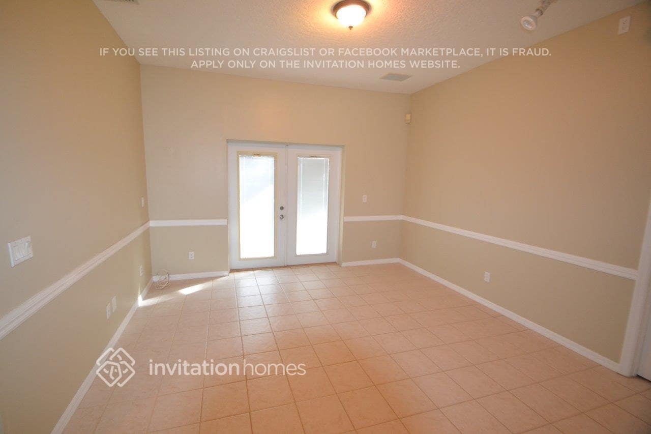 Building Photo - 4455 Sunset Cay Cir