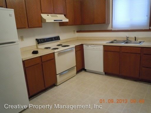 Building Photo - 829 11th Ave NW