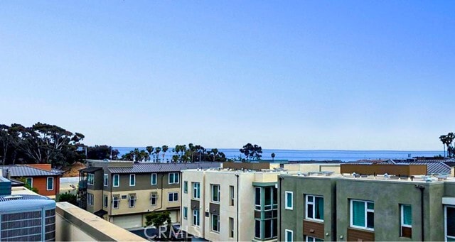 Building Photo - 983 Doheny Way