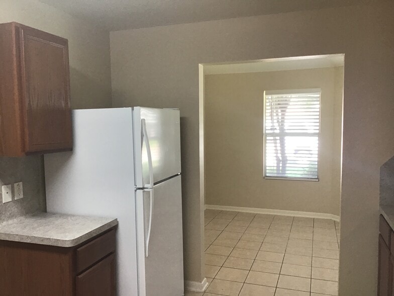 Building Photo - 5602 Darby Square Trl
