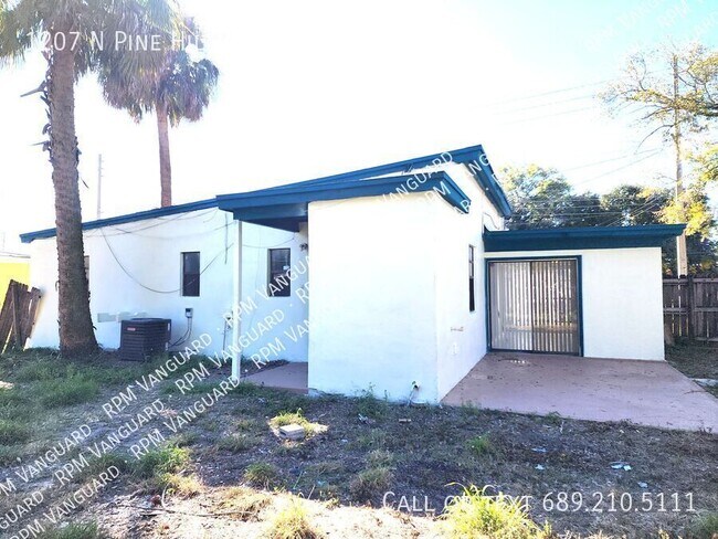 Building Photo - 1207 N Pine Hills Rd