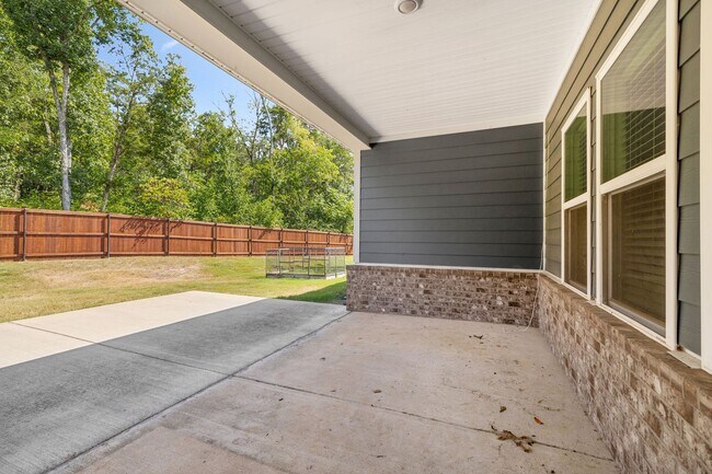 Building Photo - Nolensville home in the highly sought-afte...