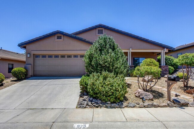 Primary Photo - Beautiful home near Willow Lake!