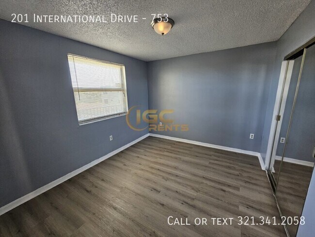Building Photo - 201 International Dr