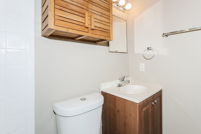 Building Photo - 201 Newcastle St