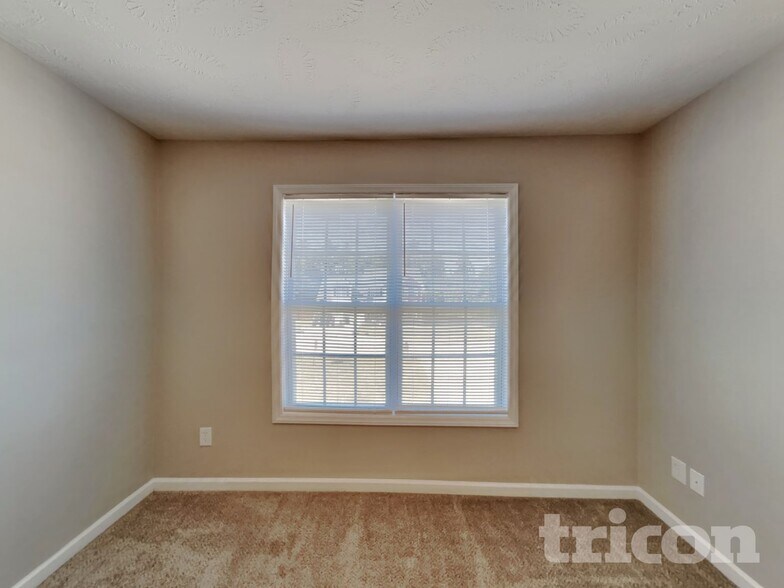 Building Photo - 200 Lattimore Rd