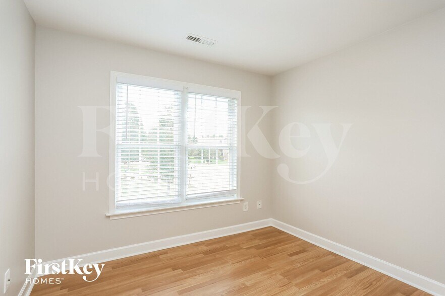 Building Photo - 413 Water Mill Ct