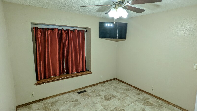 Building Photo - 13005 Silver Eagle Trail