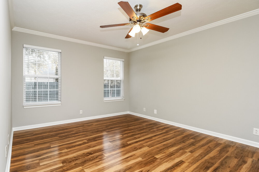 Building Photo - 1339 Macduff Dr
