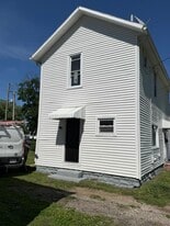 Building Photo - 51 Mill St