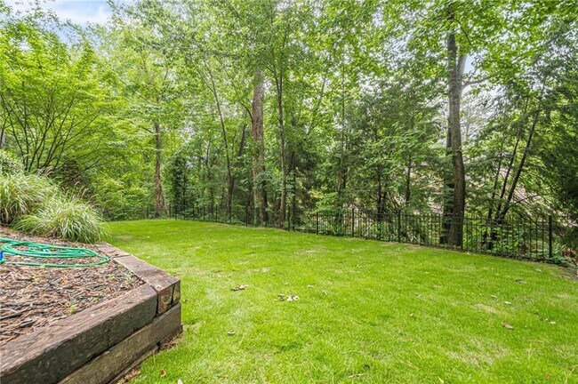 Building Photo - 700 S Brighton Ct
