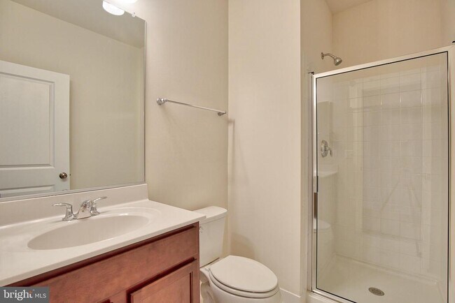 Building Photo - 127 Keller Ct