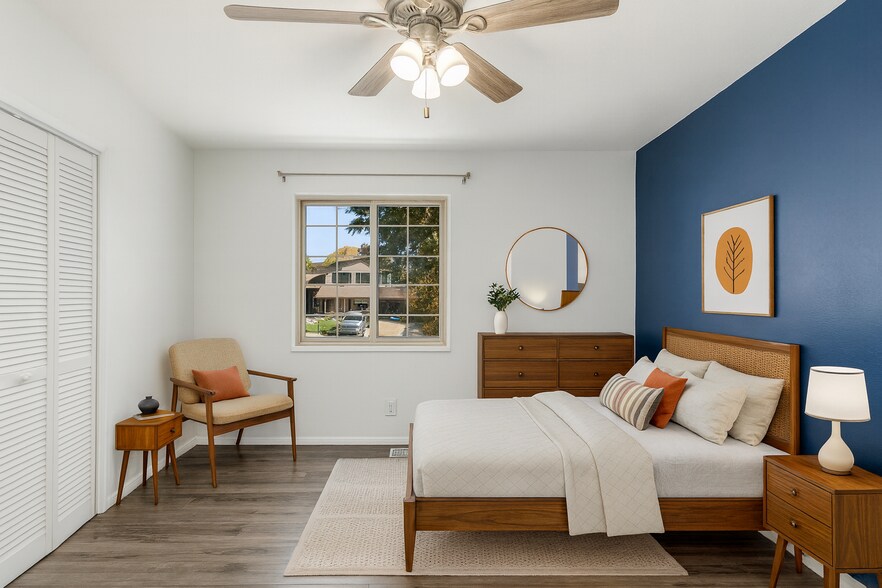 Building Photo - 1549 S Evanston St